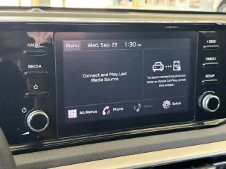 Kia K5 2023 LXS 4dr Sedán