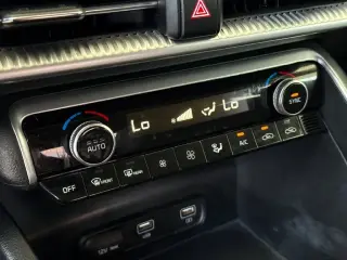 Kia K5 2023 LXS 4dr Sedán