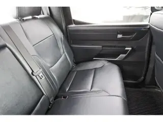 Toyota Tundra 2023 4x4 Platinum 4dr CrewMax Cab Pickup LB