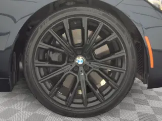 Serie 7 BMW 2022 740i 4p Sedán