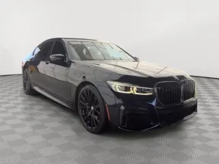 Serie 7 BMW 2022 740i 4p Sedán