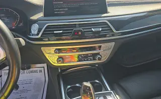 Serie 7 BMW 2022 740i 4p Sedán