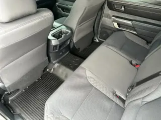 Toyota Tundra 2026 4x2 SR5 4dr CrewMax Cab Pickup SB