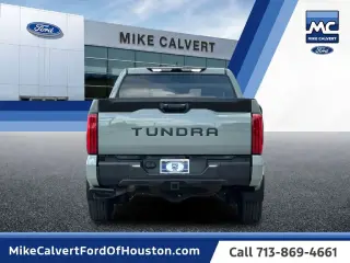 Toyota Tundra 2026 4x2 SR5 4dr CrewMax Cab Pickup SB