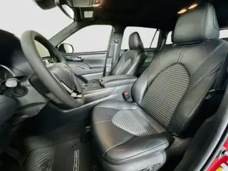 Toyota Highlander 2023 L 4dr SUV