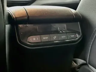 Toyota Highlander 2023 L 4dr SUV