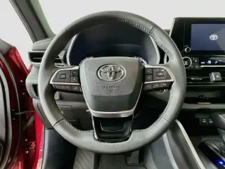 Toyota Highlander 2023 L 4dr SUV