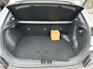 Hyundai KONA 2023 AWD SE 4 puertas Crossover