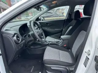 Hyundai KONA 2023 AWD SE 4 puertas Crossover