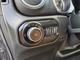 Jeep Wrangler Unlimited 2019 4x4 Sahara 4dr SUV