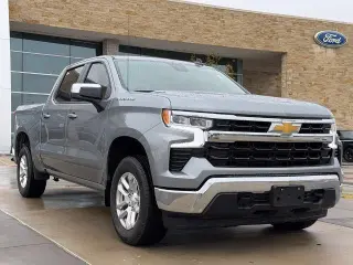Chevrolet Silverado 1500 2026 4x4 LT 4dr Crew Cab 5.8 ft. SB con 2FL