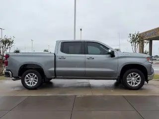 Chevrolet Silverado 1500 2026 4x4 LT 4dr Crew Cab 5.8 ft. SB con 2FL