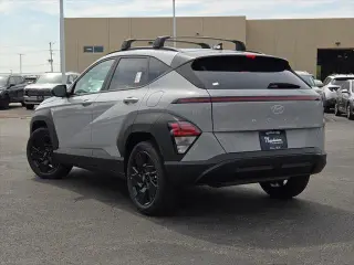 Hyundai KONA 2027 SEL Sport 4p SUV