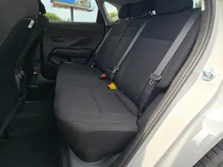 Hyundai KONA 2027 SEL Sport 4p SUV