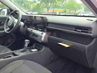 Hyundai KONA 2027 SEL Sport 4p SUV