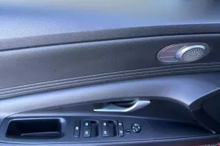 Hyundai ELANTRA Hybrid 2023 Limited 4dr Sedan