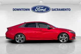 Hyundai ELANTRA Hybrid 2023 Limited 4dr Sedan