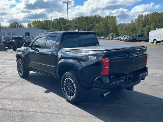 Toyota Tacoma 2025 4x4 TRD Sport 4p Doble Cabina 5.0 ft SB 8A