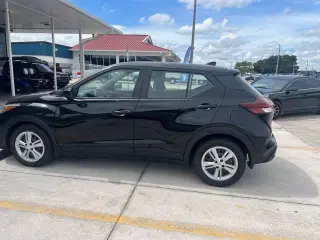Nissan Kicks 2021 S 4dr Crossover