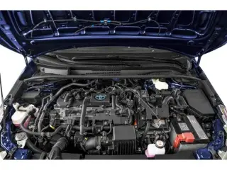 Toyota Corolla Hybrid 2025 SE Sedán 4p.