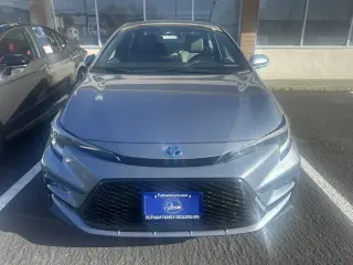Toyota Corolla Hybrid 2025 SE Sedán 4p.