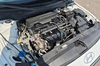 Hyundai ELANTRA 2024 SEL 4p Sedan