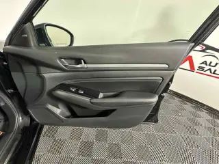 Nissan Altima 2023