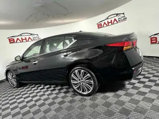 Nissan Altima 2023