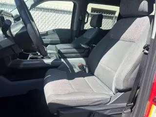 Ford F-150 Lightning 2023 AWD XLT 4dr SuperCrew 5.5 ft. SB