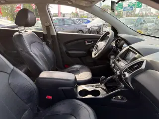 Hyundai TUCSON 2010 Limited 4dr SUV