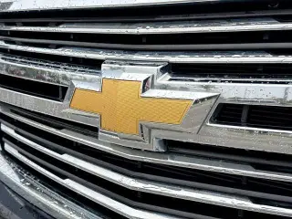 Chevrolet Suburban 2016 4x4 LTZ 4dr SUV