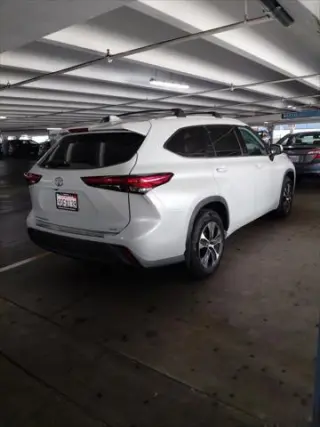 Toyota Highlander 2022 XLE 4dr SUV