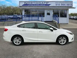 Chevrolet Cruze 2017 LT Auto Sedán 4p.