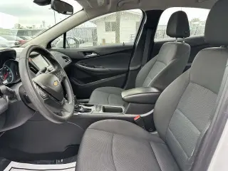 Chevrolet Cruze 2017 LT Auto Sedán 4p.