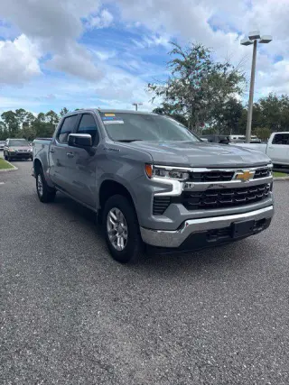 Chevrolet Silverado 1500 2024 4x4 LT 4dr Crew Cab 5.8 ft. SB con 2FL