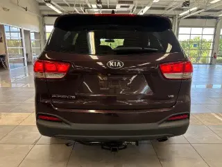 Kia Sorento 2016 AWD LX V6 4dr SUV