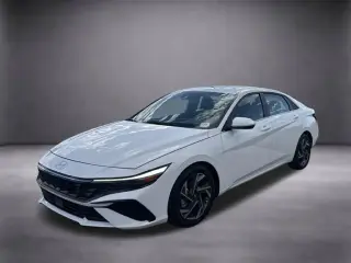 Hyundai ELANTRA 2025 SEL Confort 4p Sedán