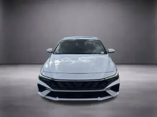 Hyundai ELANTRA 2025 SEL Confort 4p Sedán