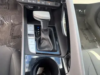 Hyundai ELANTRA 2025 SEL Confort 4p Sedán