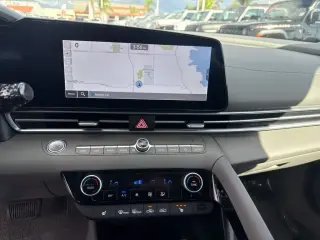 Hyundai ELANTRA 2025 SEL Confort 4p Sedán