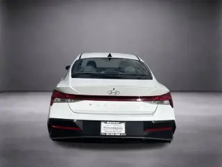 Hyundai ELANTRA 2025 SEL Confort 4p Sedán