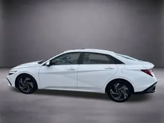Hyundai ELANTRA 2025 SEL Confort 4p Sedán