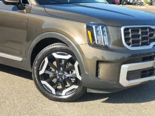 Kia Telluride 2024 AWD S 4dr SUV