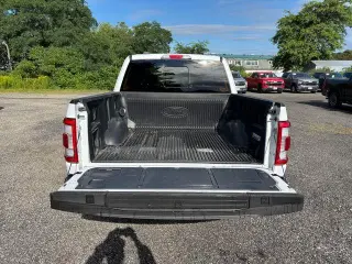 Ford F-150 2023 4x4 Lariat 4p SuperCrew 5.5 ft. CB