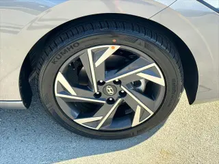 Hyundai ELANTRA 2025 SEL Sport 4dr Sedan