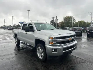 Chevrolet Silverado 2500HD 2015 4x4 LT 4dr Crew Cab LB