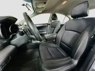 Subaru Legacy 2015 tracción total 2.5i Premium sedán 4 puertas