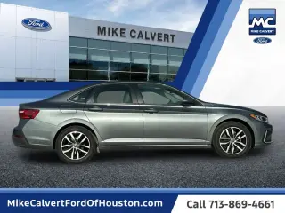 Volkswagen Jetta 2025 SE 4p Sedan