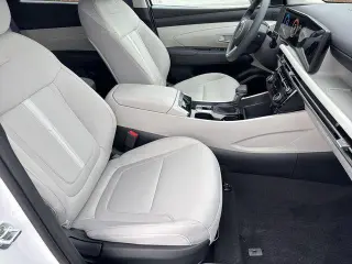 Hyundai TUCSON 2026 SEL 4dr SUV