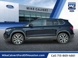 Volkswagen Taos 2024 SE 4p SUV
